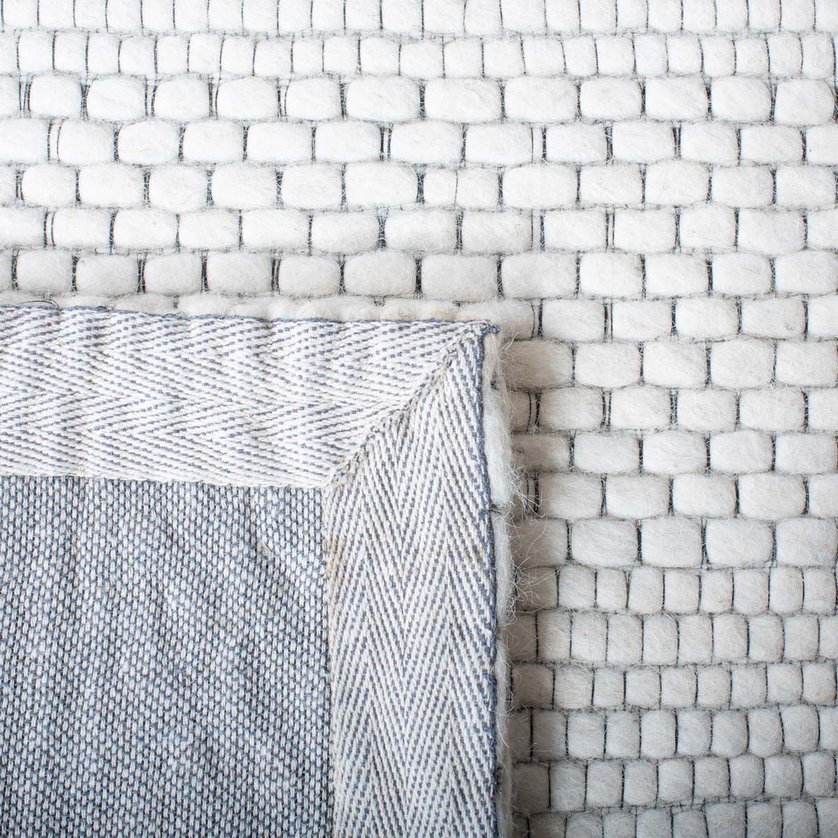 Safavieh Marbella 556 Rug, MRB556 - Ivory