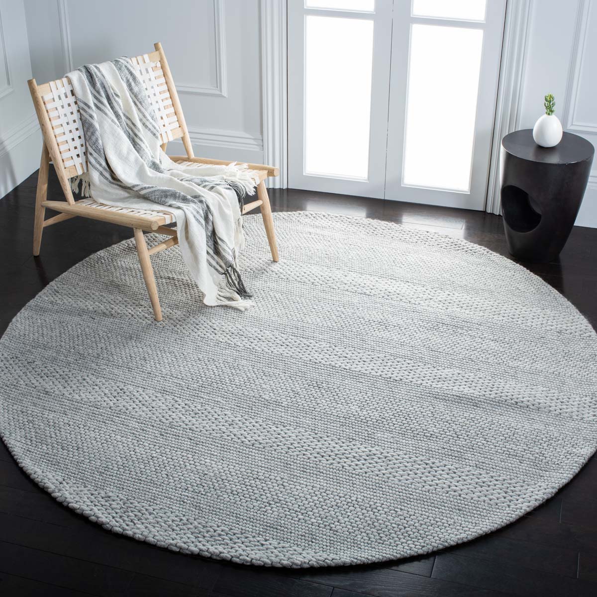 Safavieh Marbella 556 Rug, MRB556 - Silver / Grey