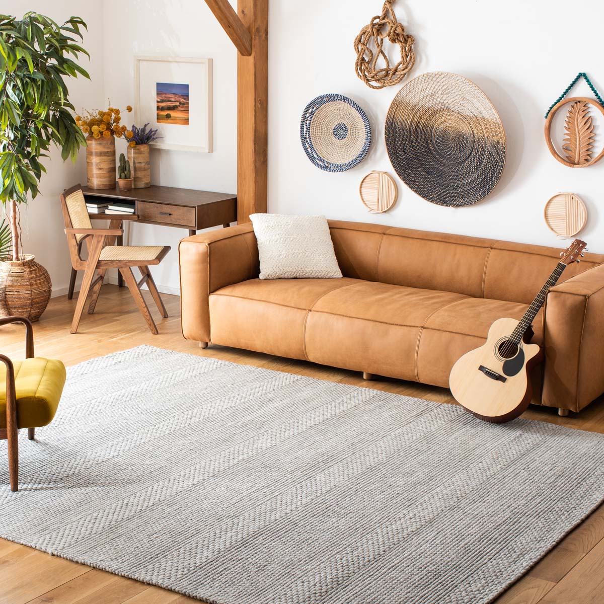 Safavieh Marbella 556 Rug, MRB556 - Silver / Grey