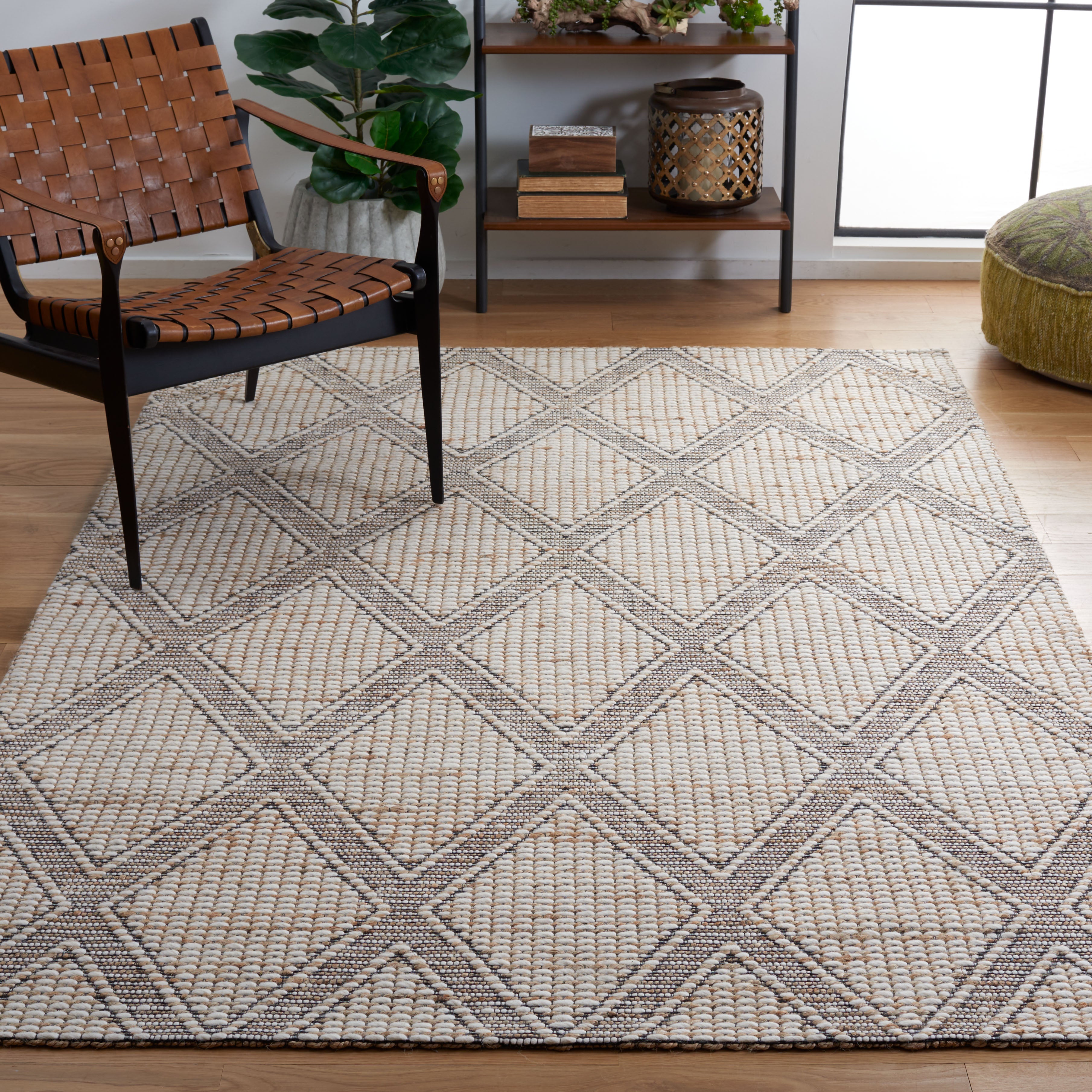 Safavieh Marbella 905 Rug, MRB905 - Natural / Ivory