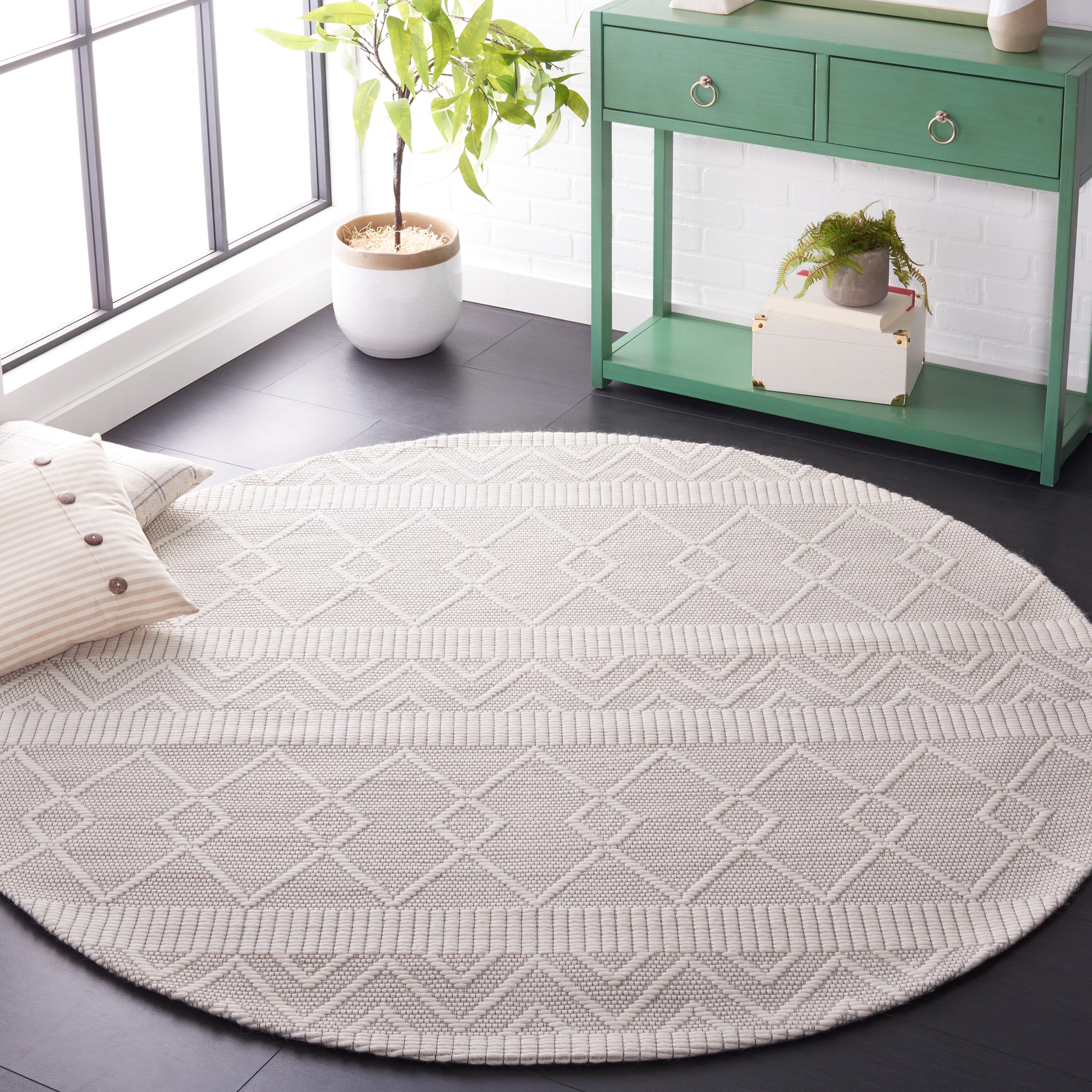 Safavieh Marbella 908 Rug, MRB908 - Ivory / Beige