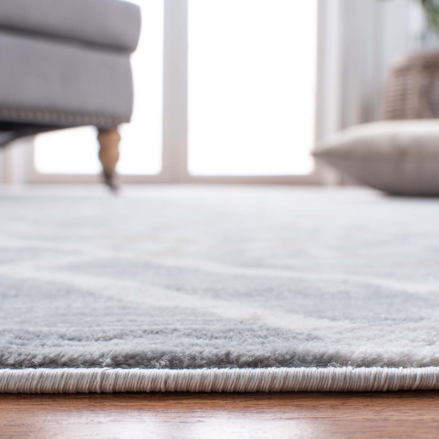 Martha Stewart 0957 Rug, MSR0957 - Silver / Ivory