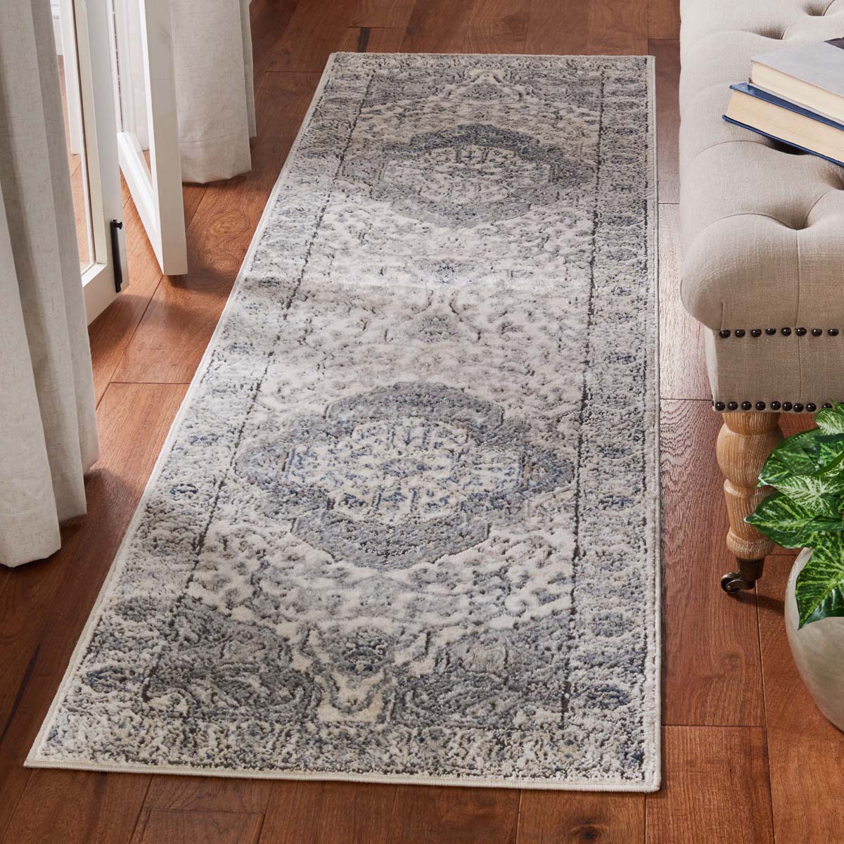 Martha Stewart 867 Rug, MSR867 - Ivory / Grey