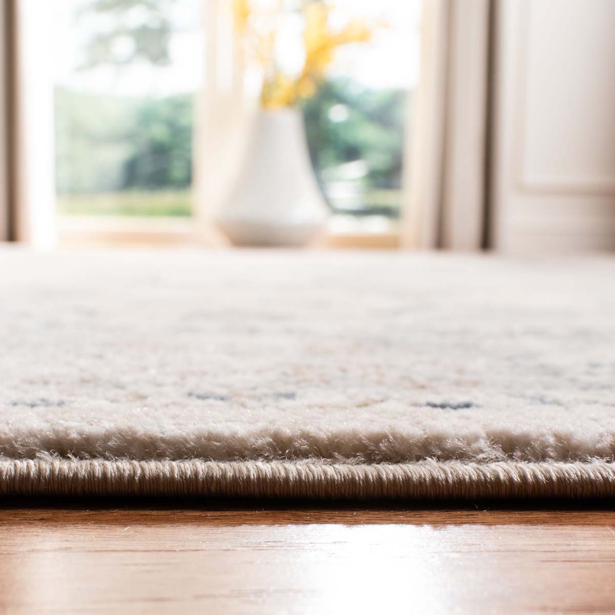 Martha Stewart 898 Rug, MSR898 - Beige / Grey