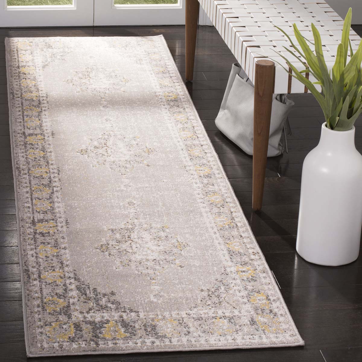 Safavieh Montage 308 Rug, MTG308 - Grey / Gold