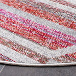 Safavieh Montage 481 Rug, MTG481 - Red / Ivory