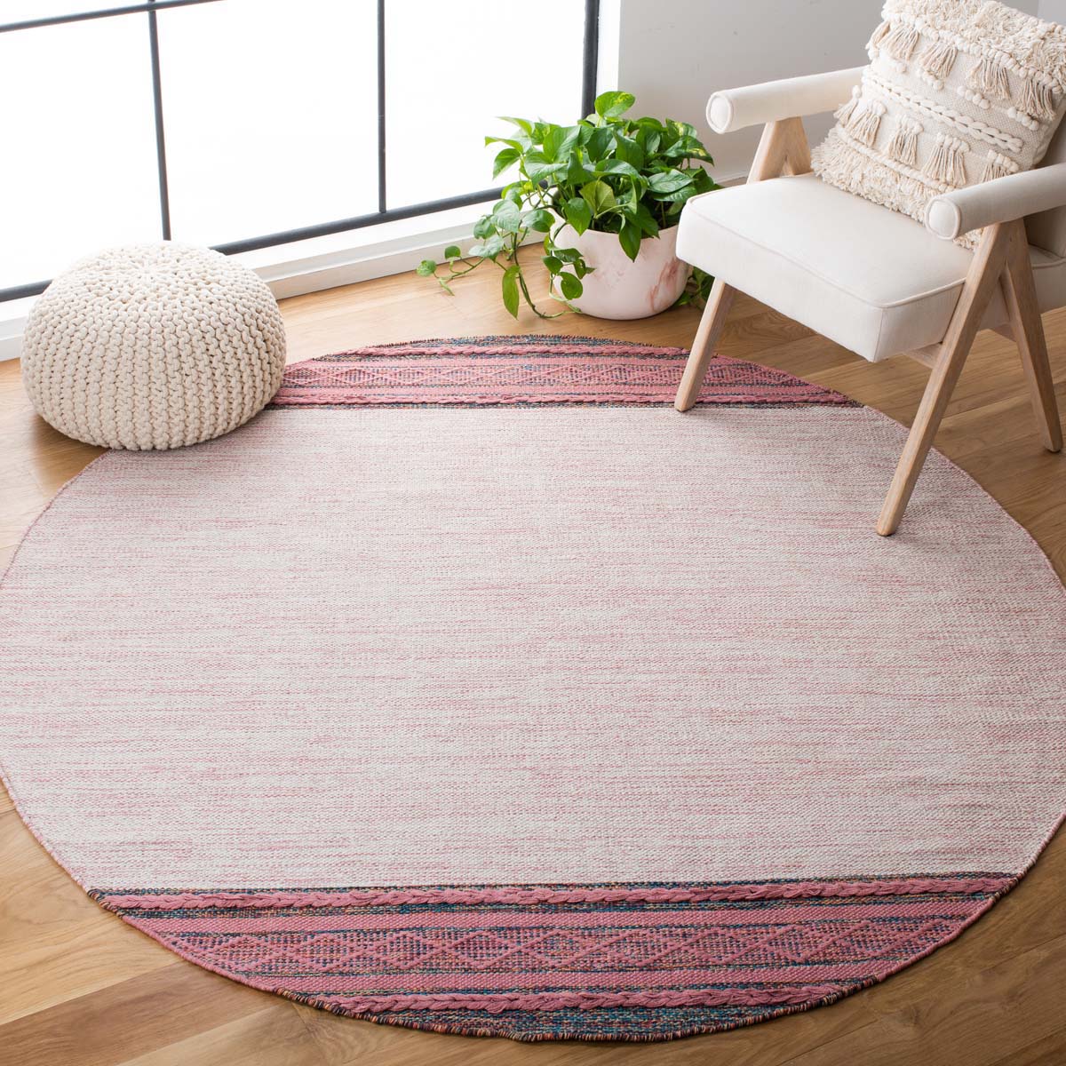 Safavieh Montauk 653 Rug, MTK653 - Pink / Beige