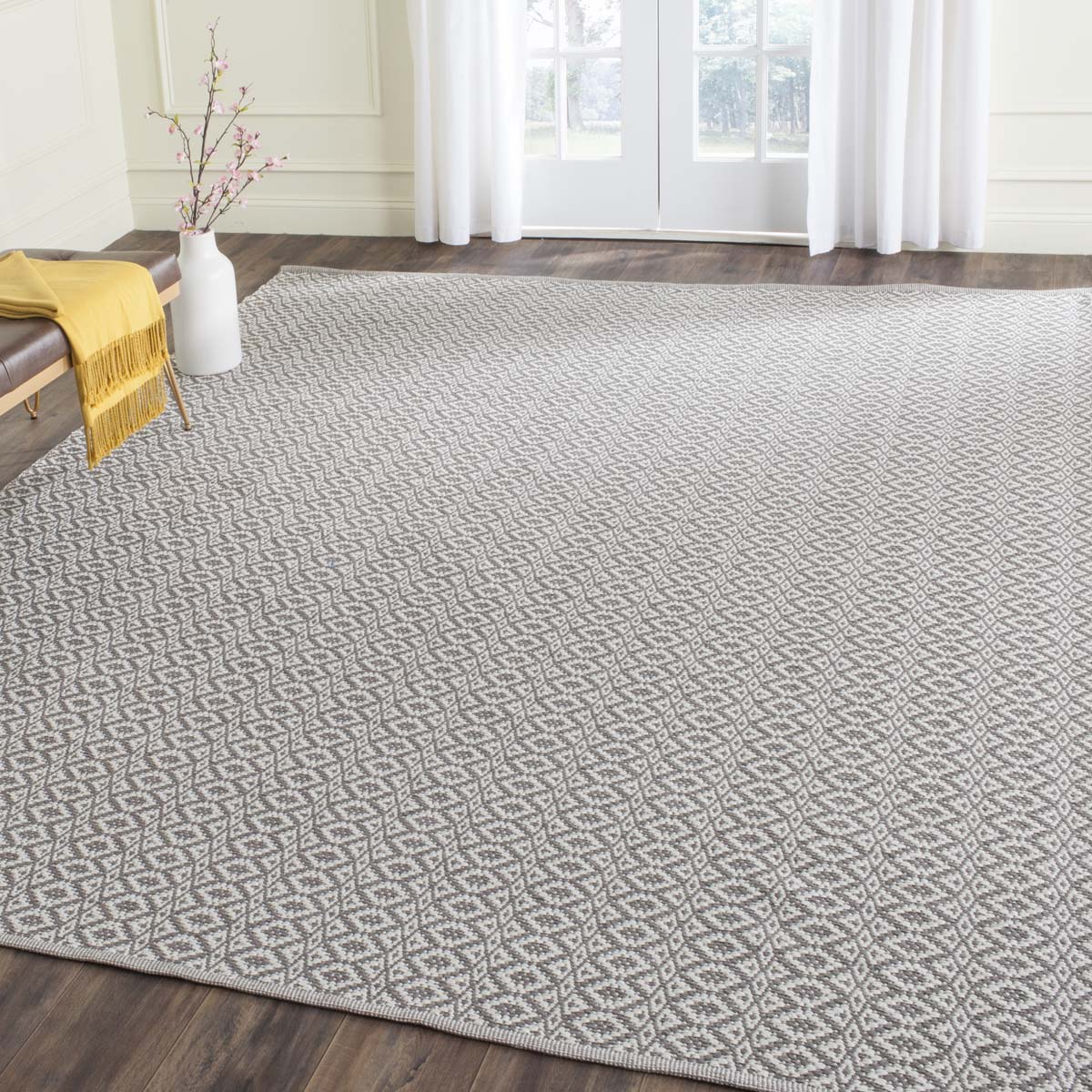 Safavieh Montauk 716 Rug, MTK716 - Ivory / Grey