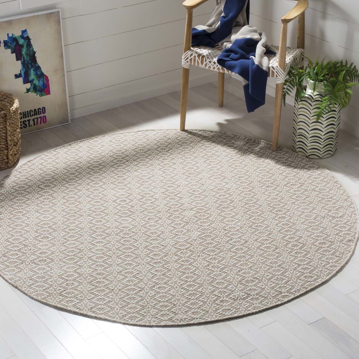 Safavieh Montauk 716 Rug, MTK716 - Ivory / Beige