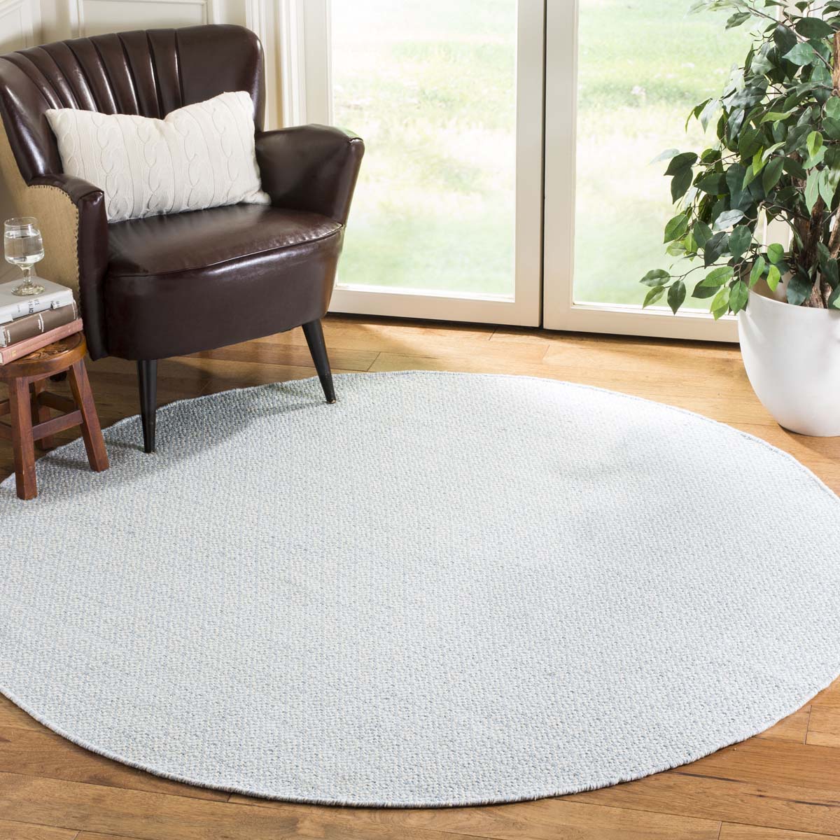 Safavieh Montauk 717 Rug, MTK717 - Ivory / Light Blue