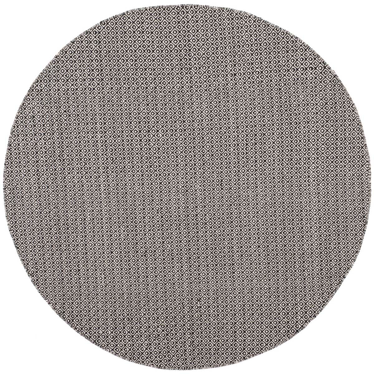 Safavieh Montauk 717 Rug, MTK717 - Ivory / Black