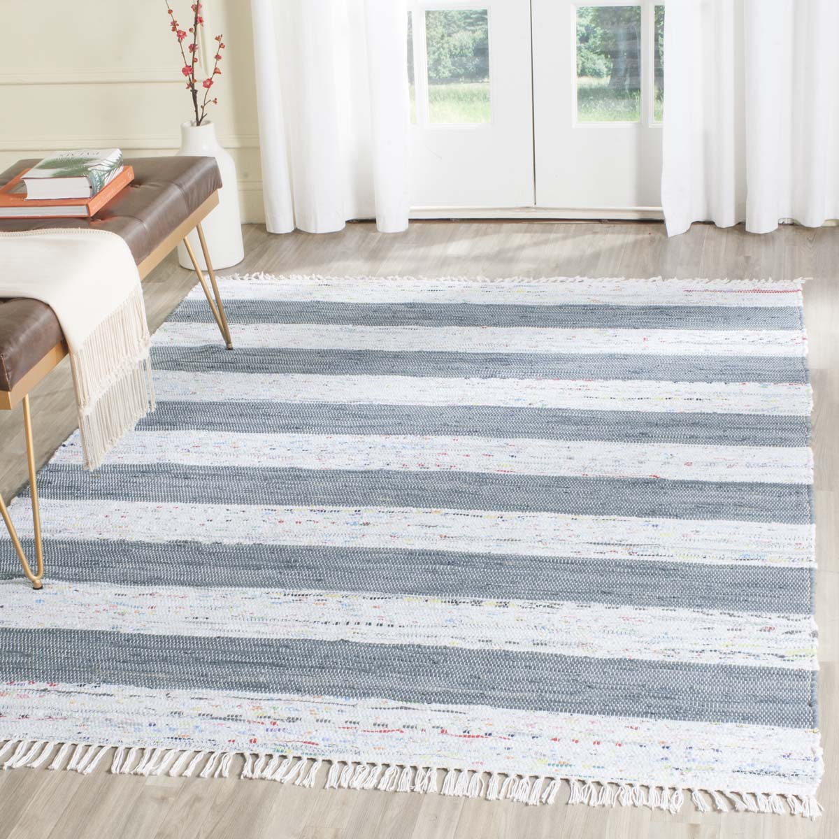 Safavieh Montauk 720 Rug, MTK720 - Ivory / Grey