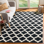 Safavieh Montauk 723 Rug, MTK723 - Black / Ivory