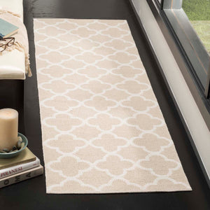 Safavieh Montauk 725 Rug, MTK725
