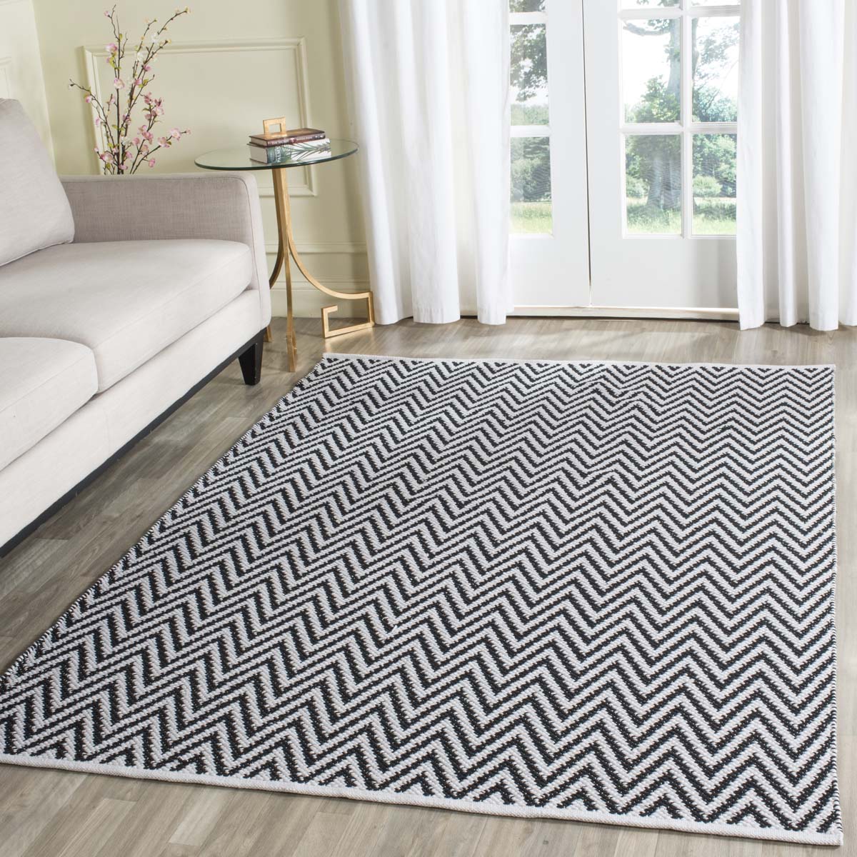 Safavieh Montauk 812 Rug, MTK812 - Black / Ivory