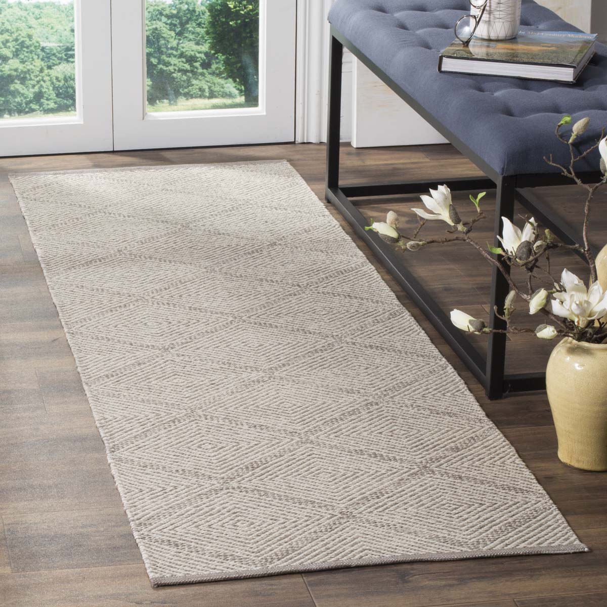 Safavieh Montauk 821 Rug, MTK821 - Grey