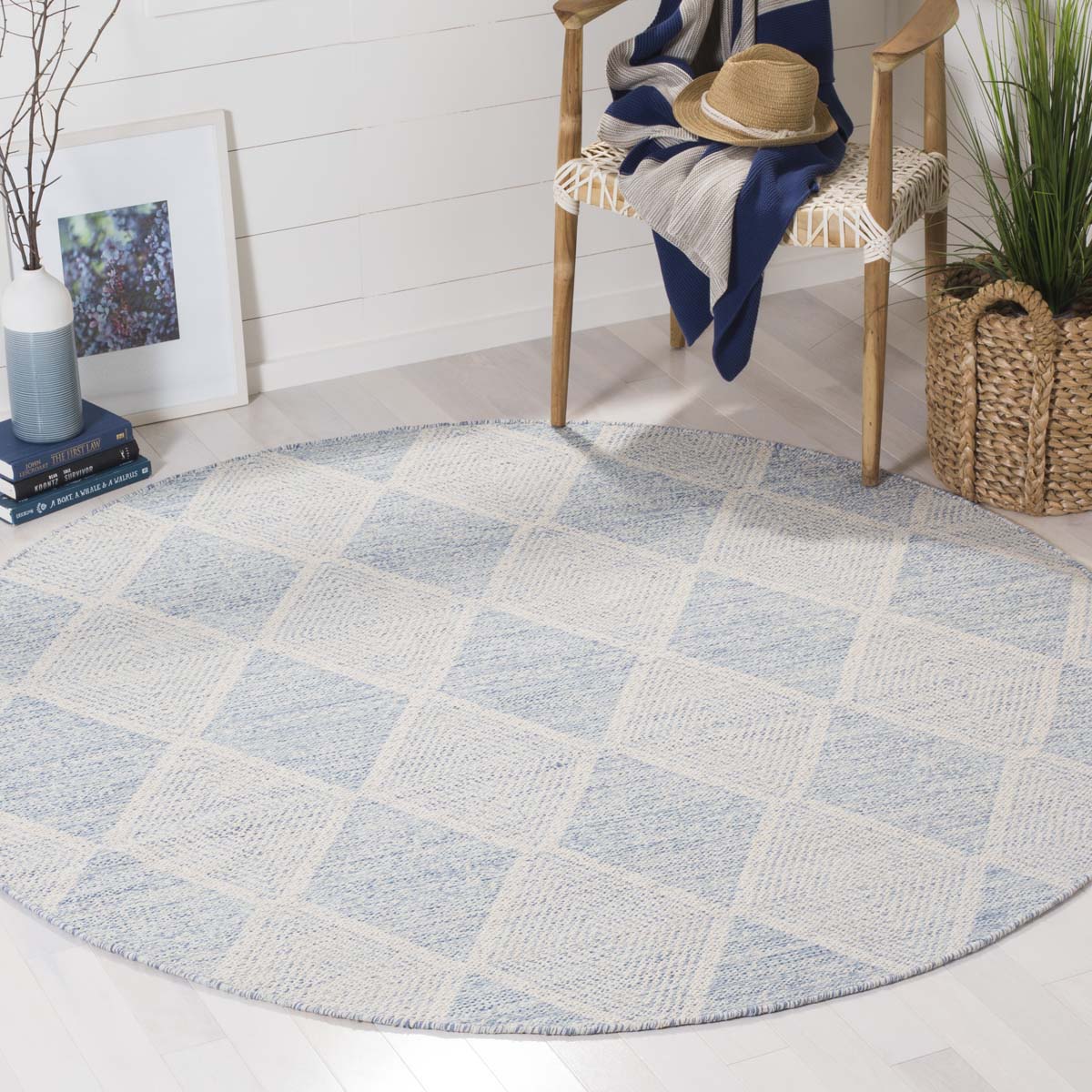 Safavieh Montauk 822 Rug, MTK822 - Light Blue
