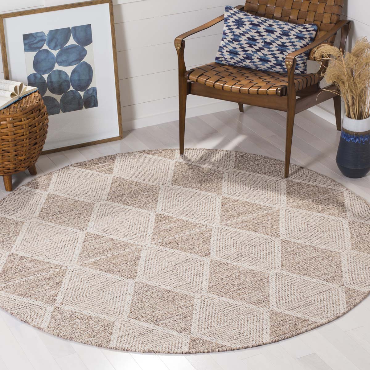 Safavieh Montauk 822 Rug, MTK822 - Beige