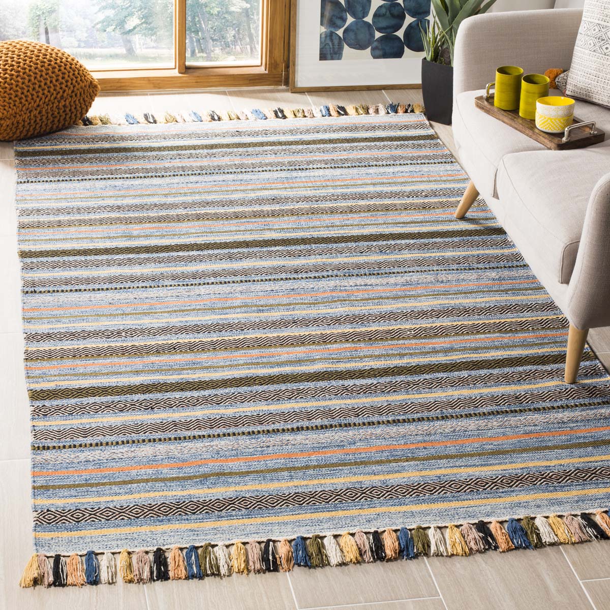Safavieh Montauk 901 Rug, MTK901 - Blue / Multi