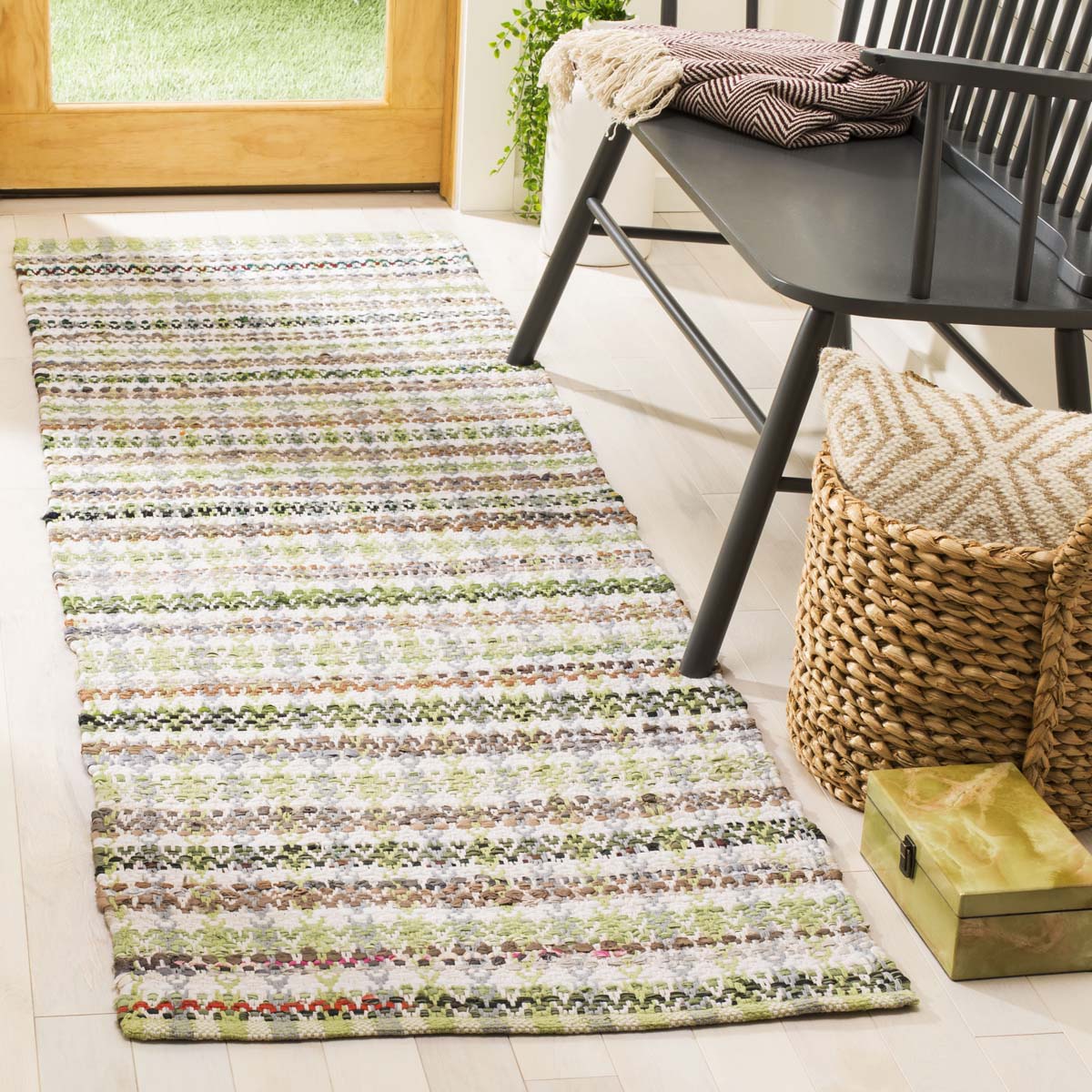Safavieh Montauk 950 Rug, MTK950 - Green / Multi