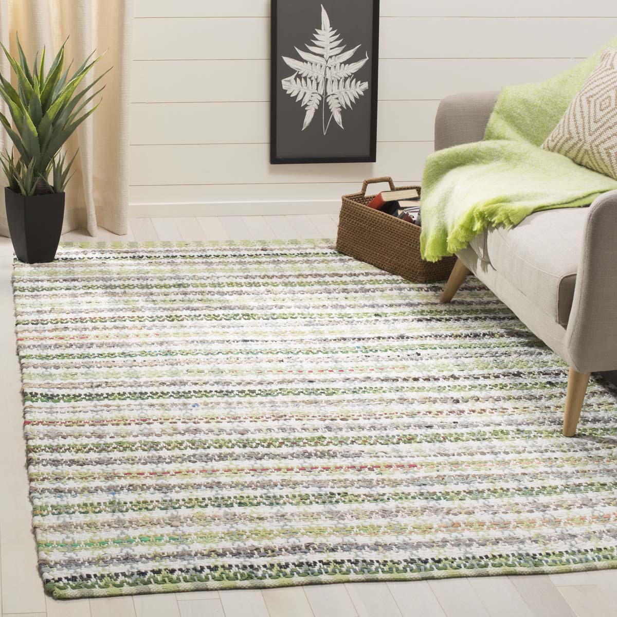 Safavieh Montauk 950 Rug, MTK950 - Green / Multi