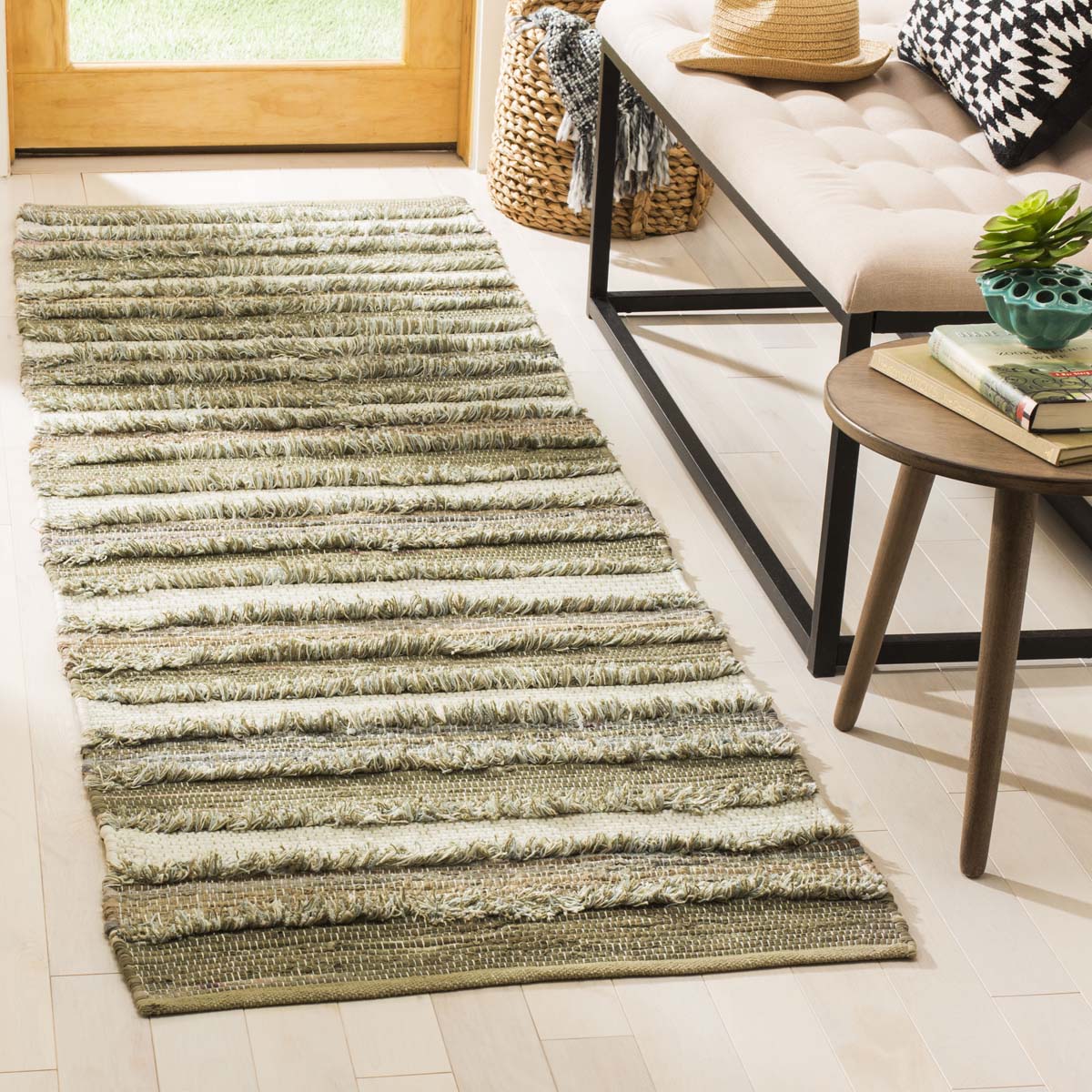 Safavieh Montauk 951 Rug, MTK951 - Beige / Multi