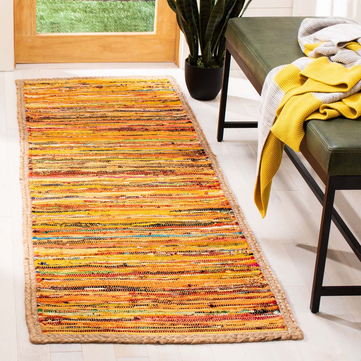 Safavieh Montauk 960 Rug, MTK960 - Gold / Natural
