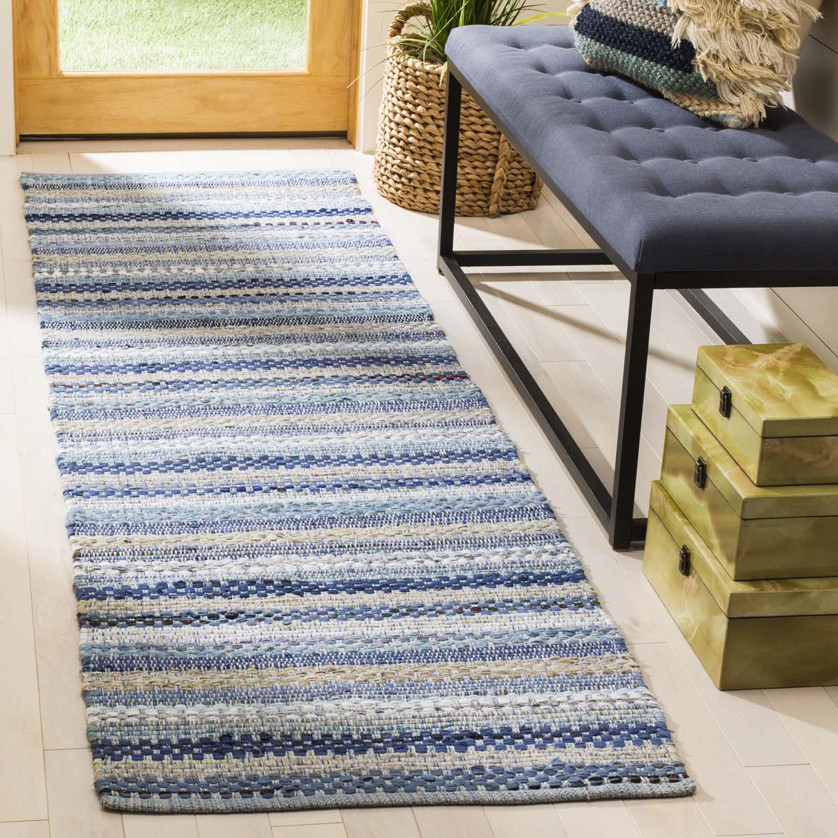 Safavieh Montauk 975 Rug, MTK975 - Blue / Multi