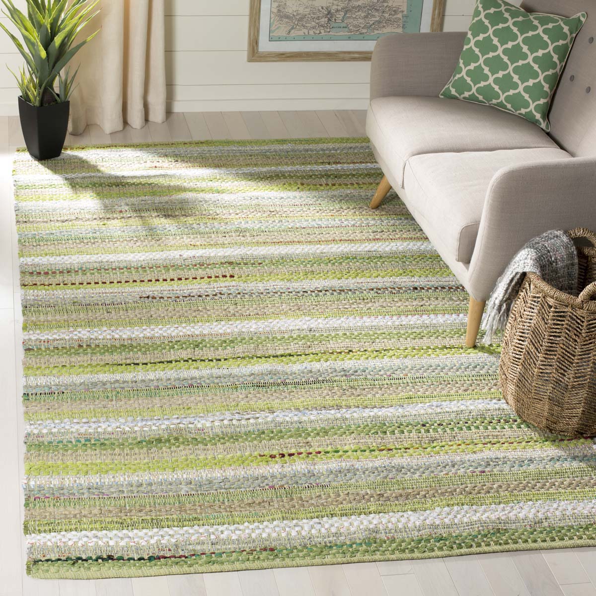 Safavieh Montauk 975 Rug, MTK975 - Green / Multi