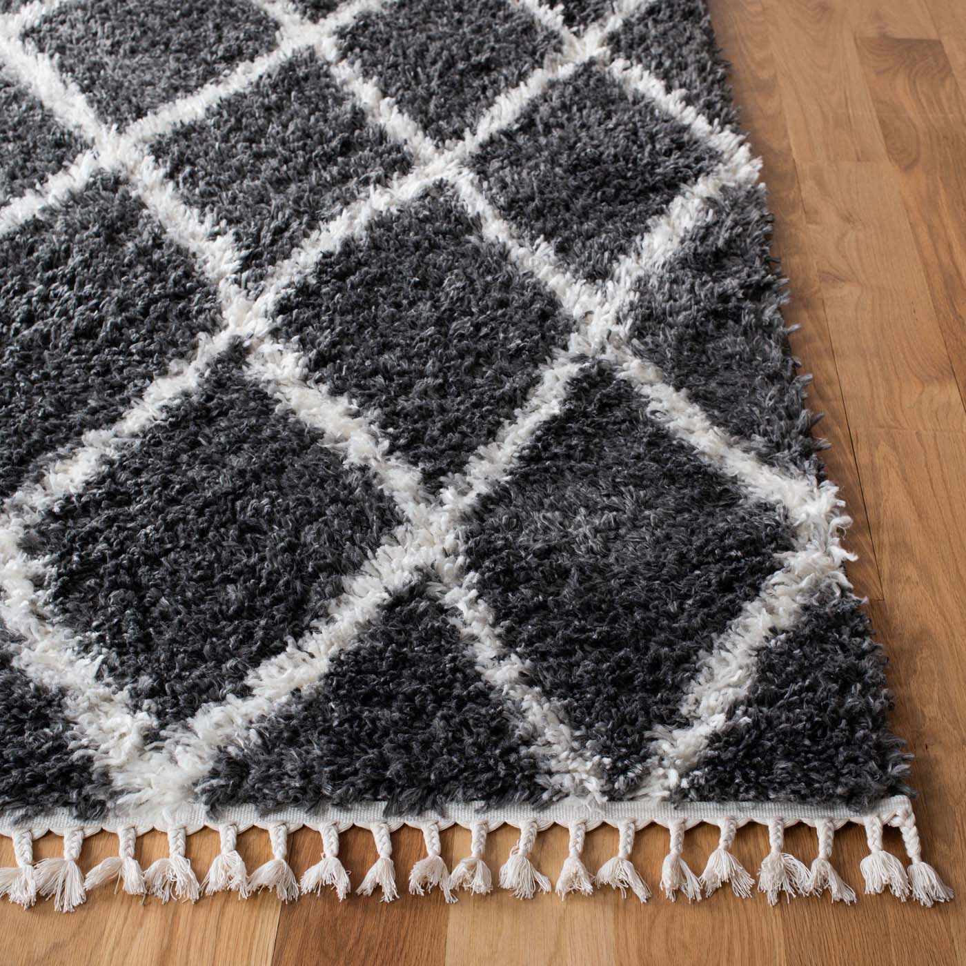 Safavieh Moroccan Tassel Shag 359 Rug, MTS359 - Grey / Ivory