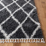 Safavieh Moroccan Tassel Shag 359 Rug, MTS359 - Grey / Ivory