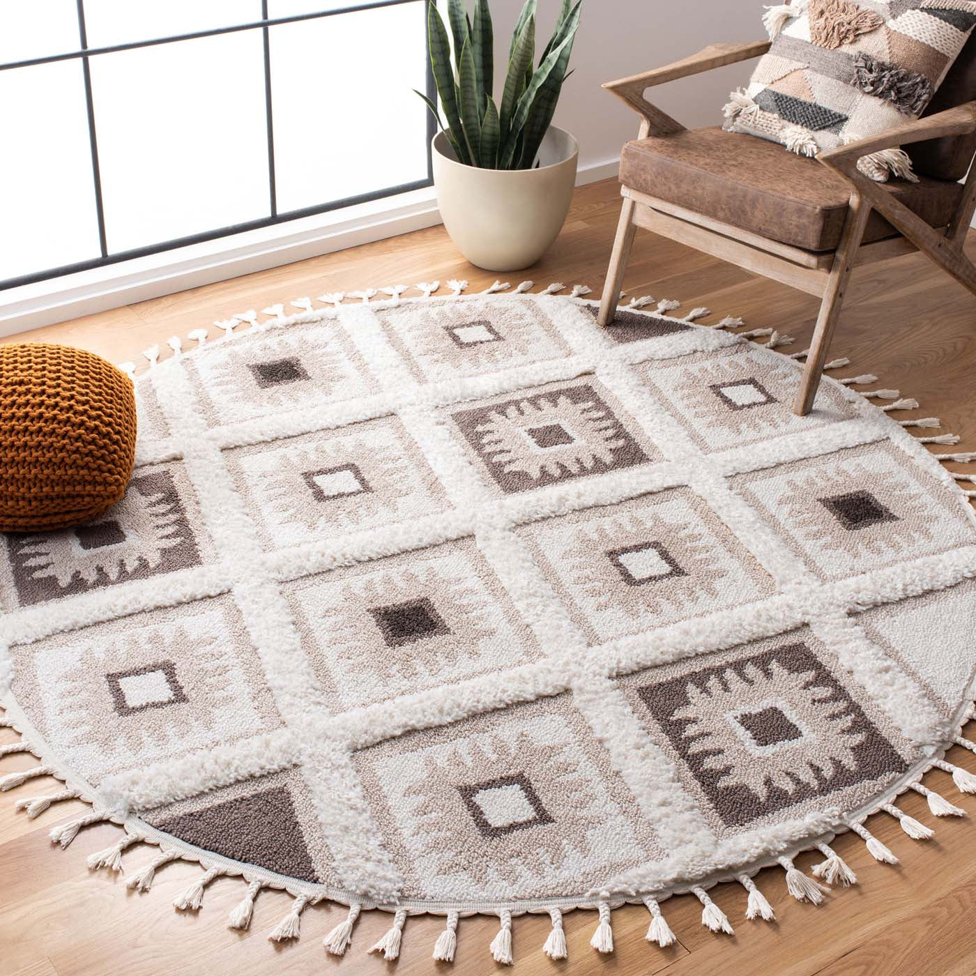 Safavieh Moroccan Tassel Shag 601 Rug, MTS601 - Ivory / Brown