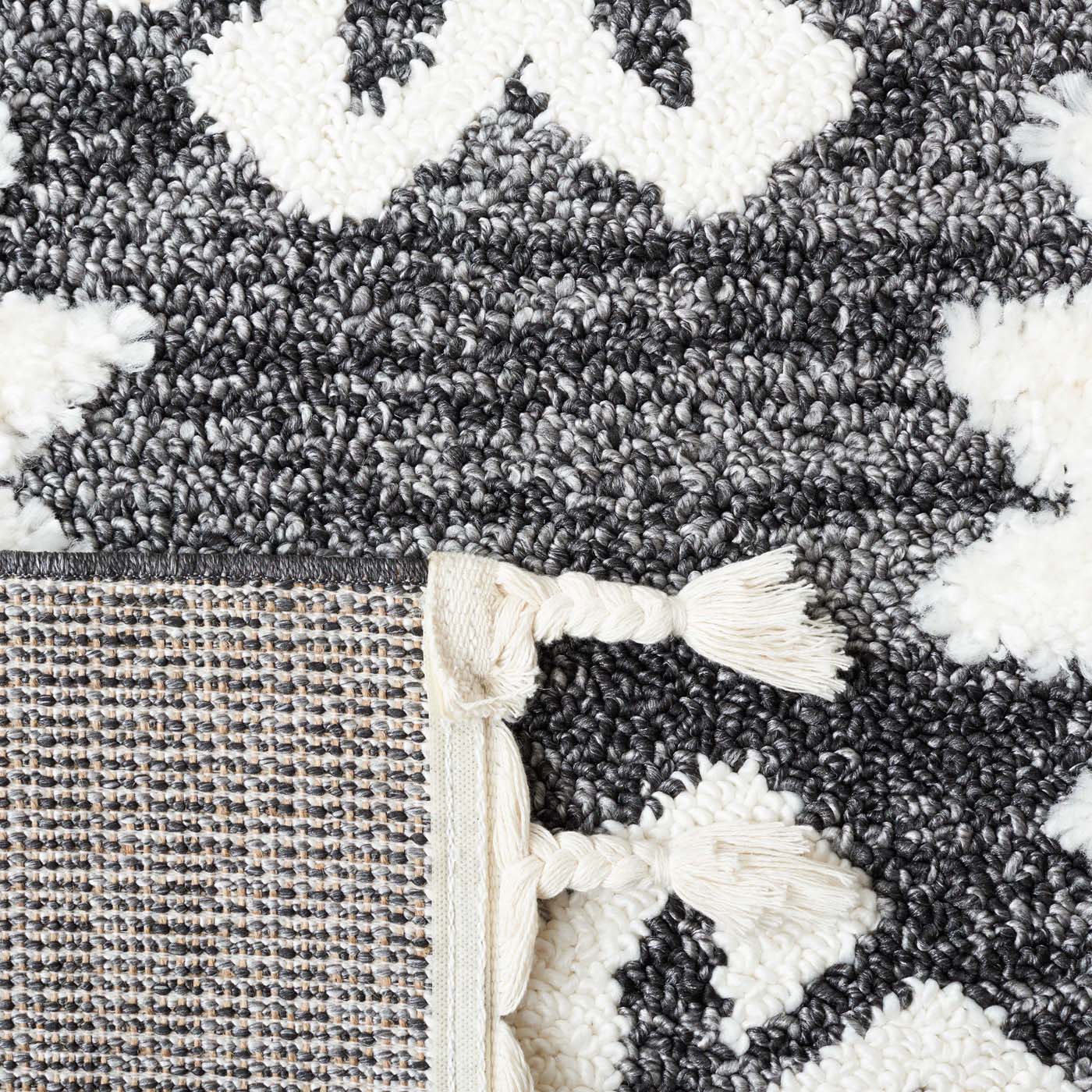Safavieh Moroccan Tassel Shag 652 Rug, MTS652 - Dark Grey / Ivory