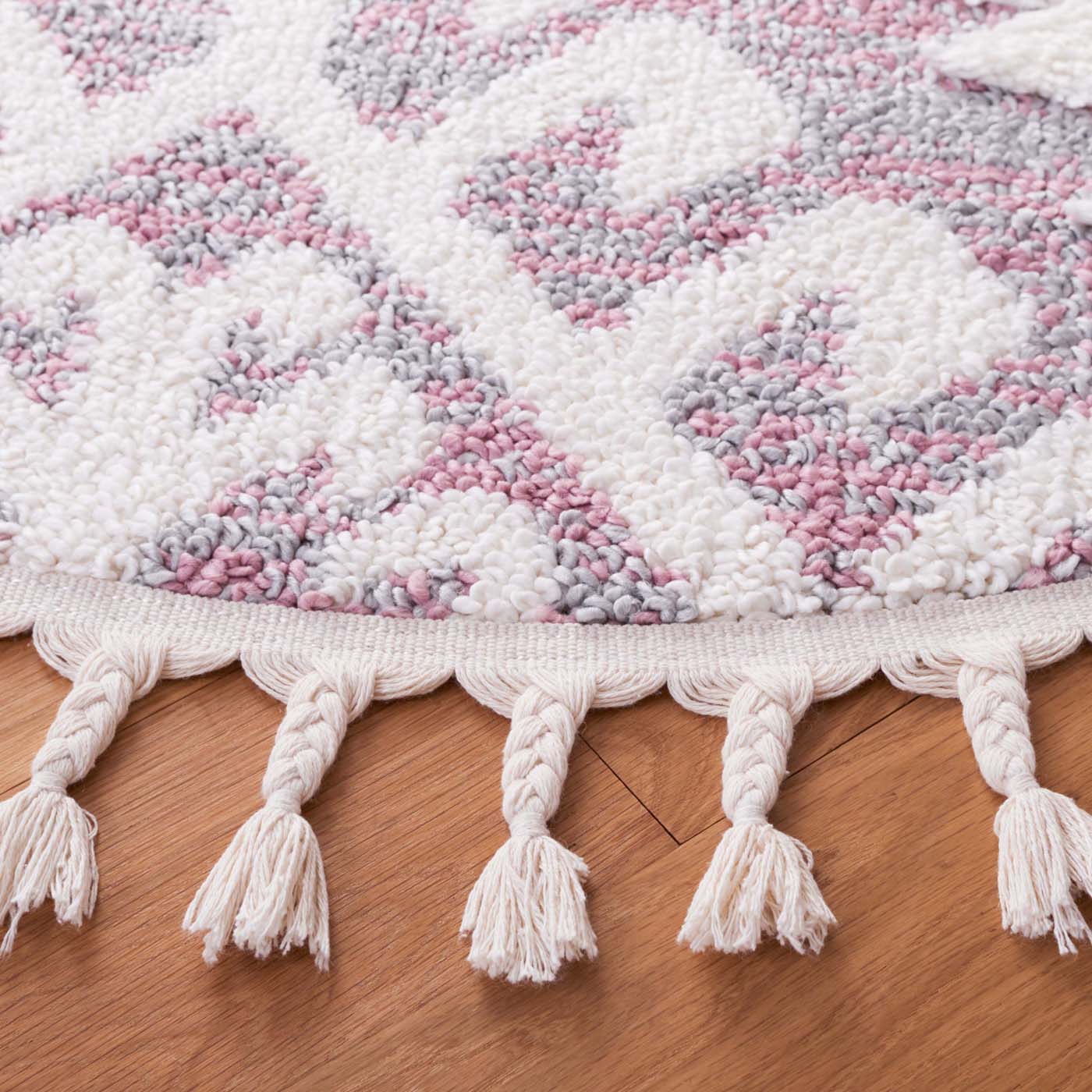 Safavieh Moroccan Tassel Shag 652 Rug, MTS652 - Pink / Ivory