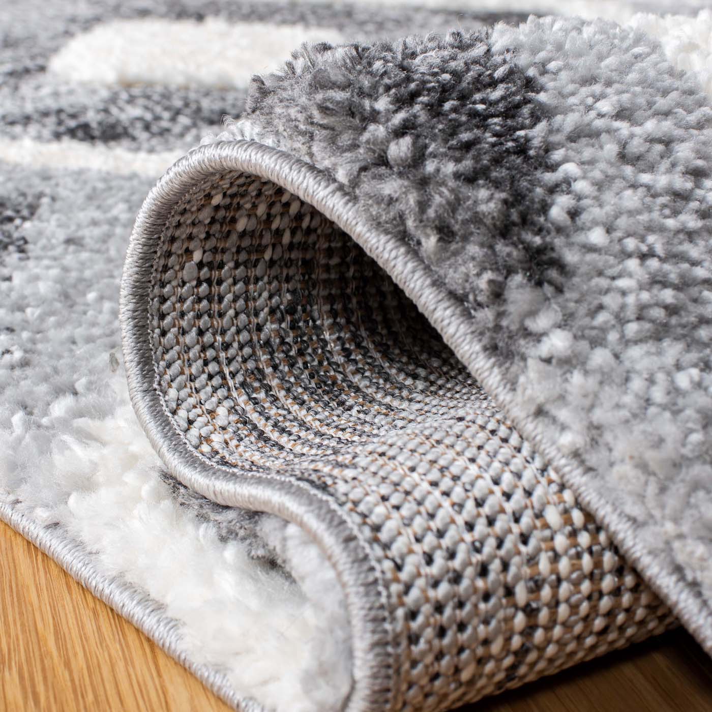 Safavieh Moroccan Tassel Shag 656 Rug, MTS656 - Grey / Ivory