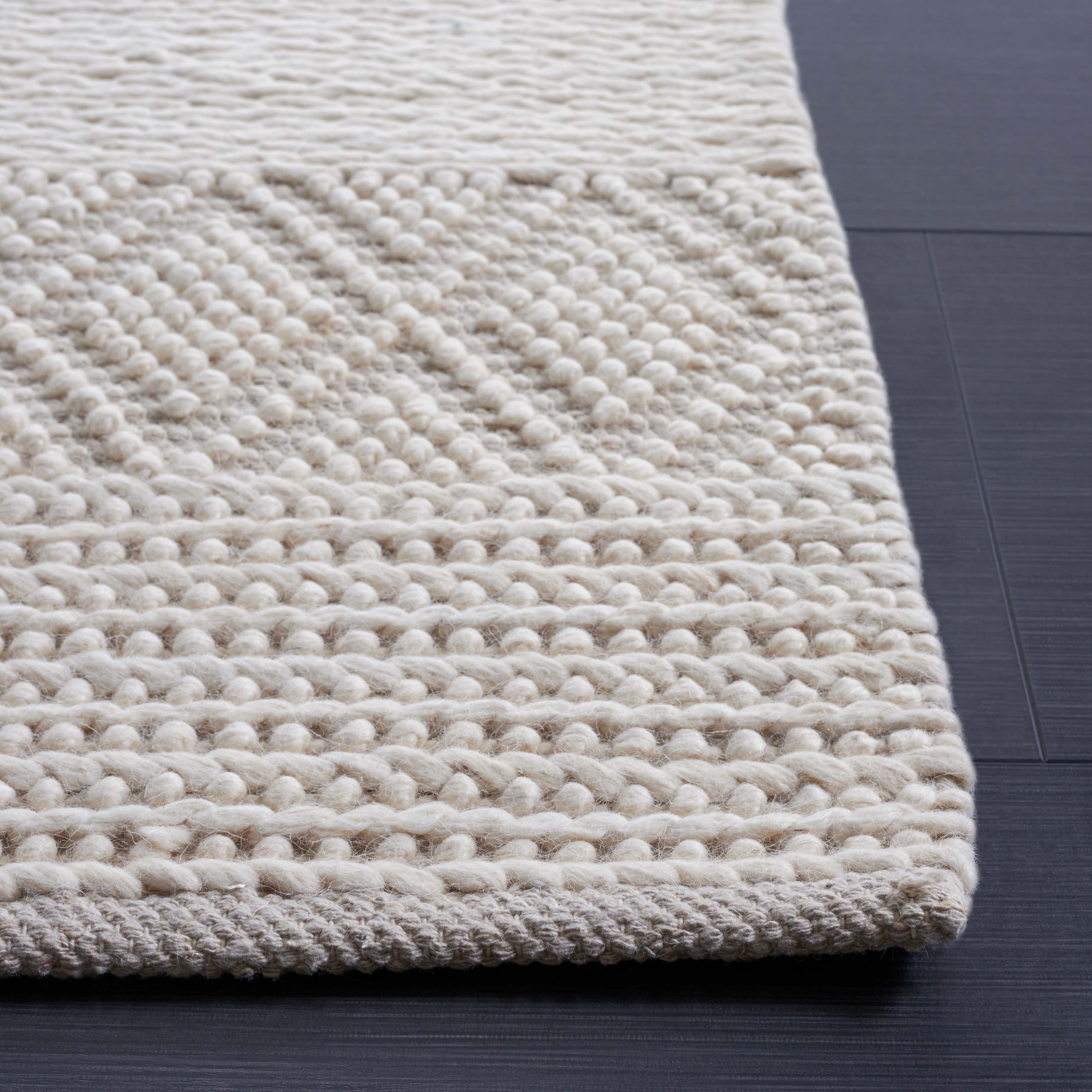 Safavieh Natura 212 Rug, NAT212 - IVORY