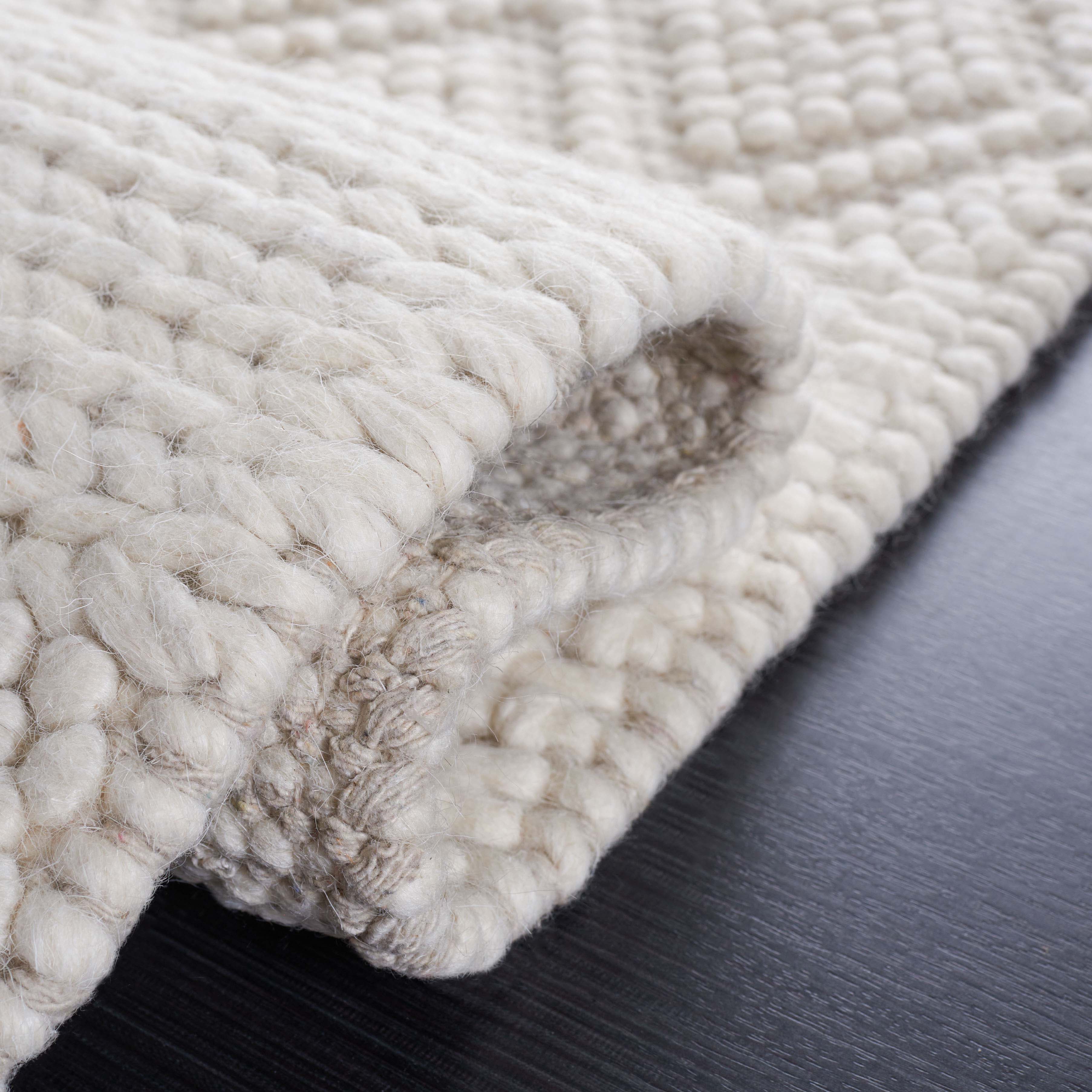 Safavieh Natura 214 Rug, NAT214 - IVORY
