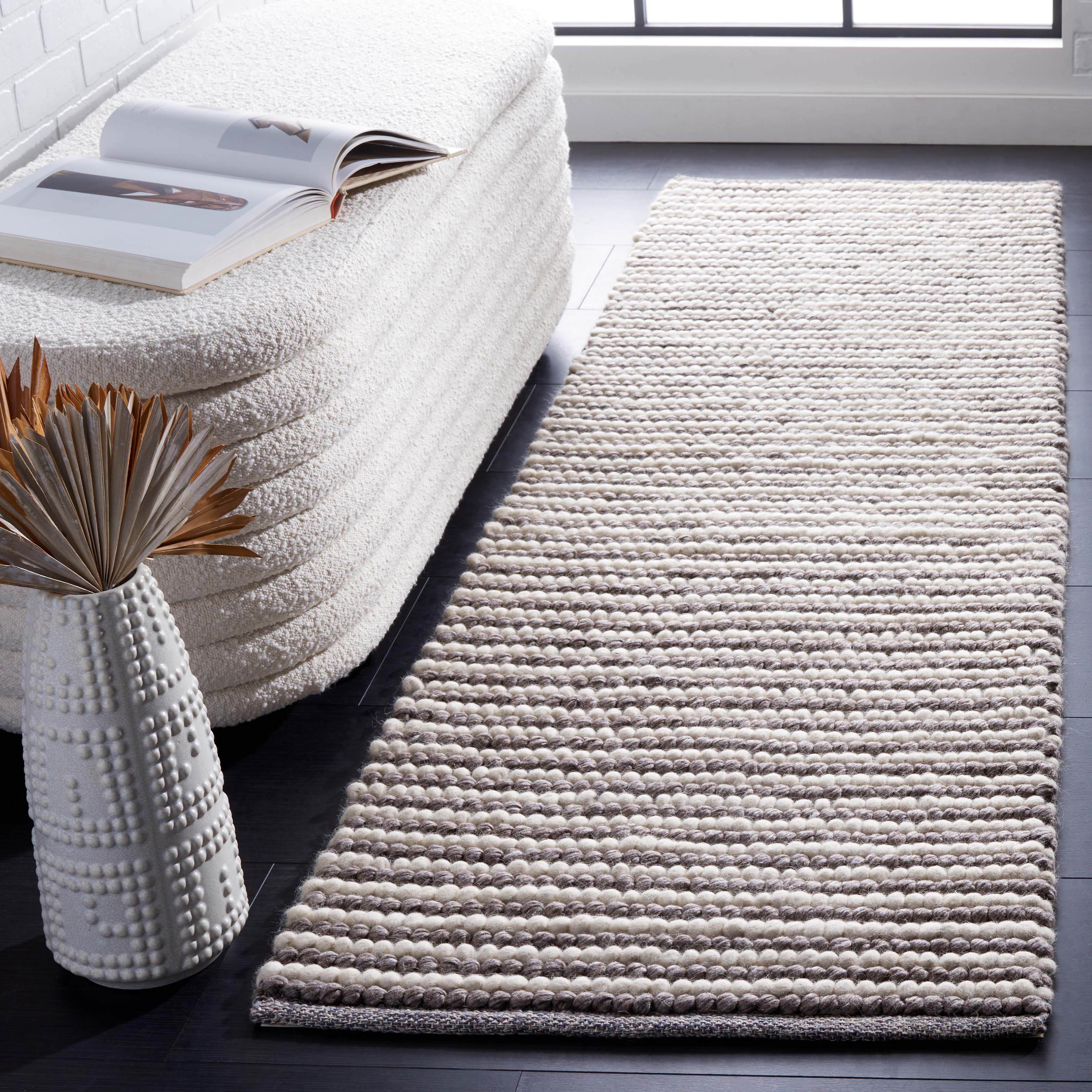 Safavieh Natura 220 Rug, NAT220 - IVORY / DARK BROWN