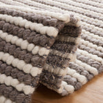 Safavieh Natura 220 Rug, NAT220 - IVORY / DARK BROWN