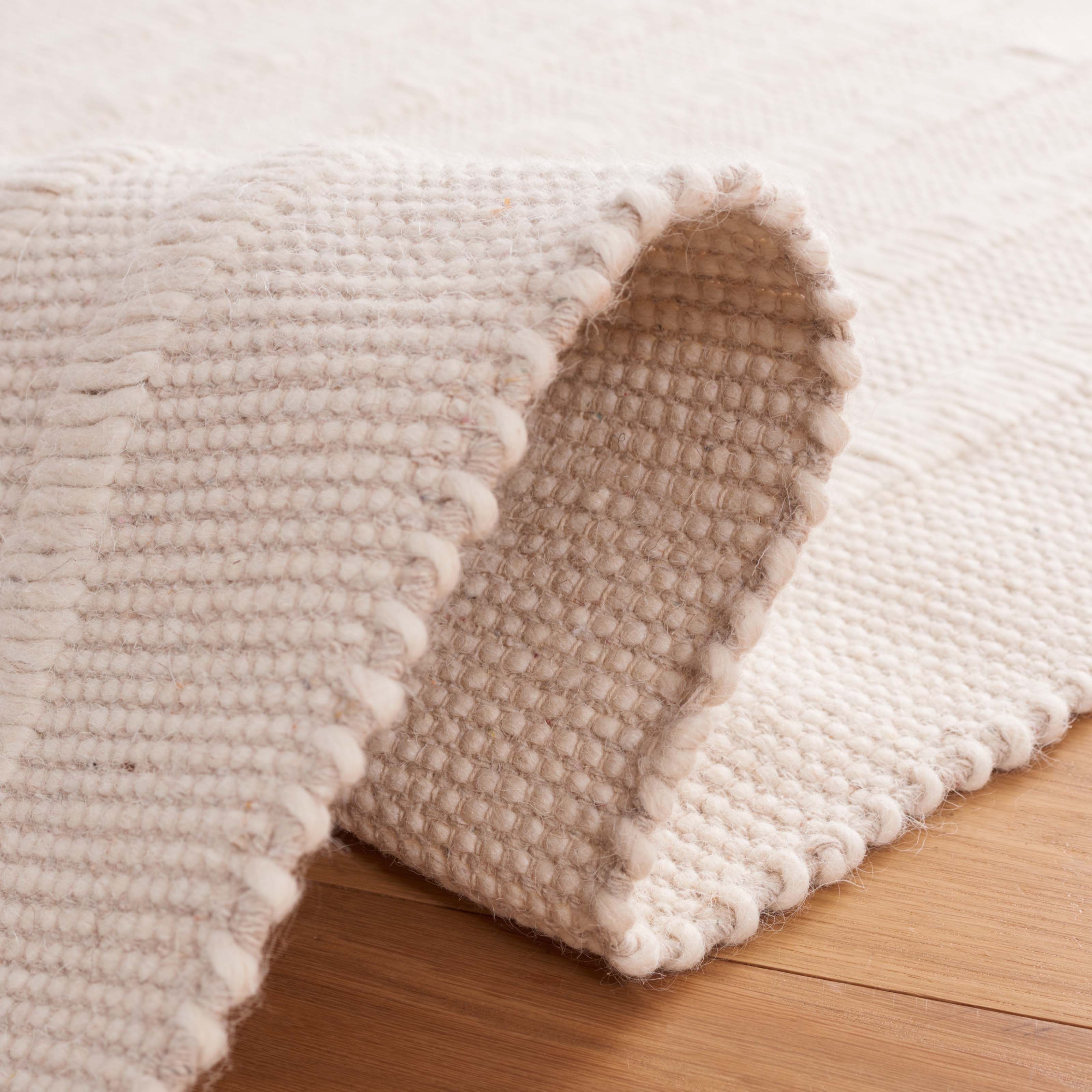 Safavieh Natura 226 Rug, NAT226 - IVORY / BEIGE