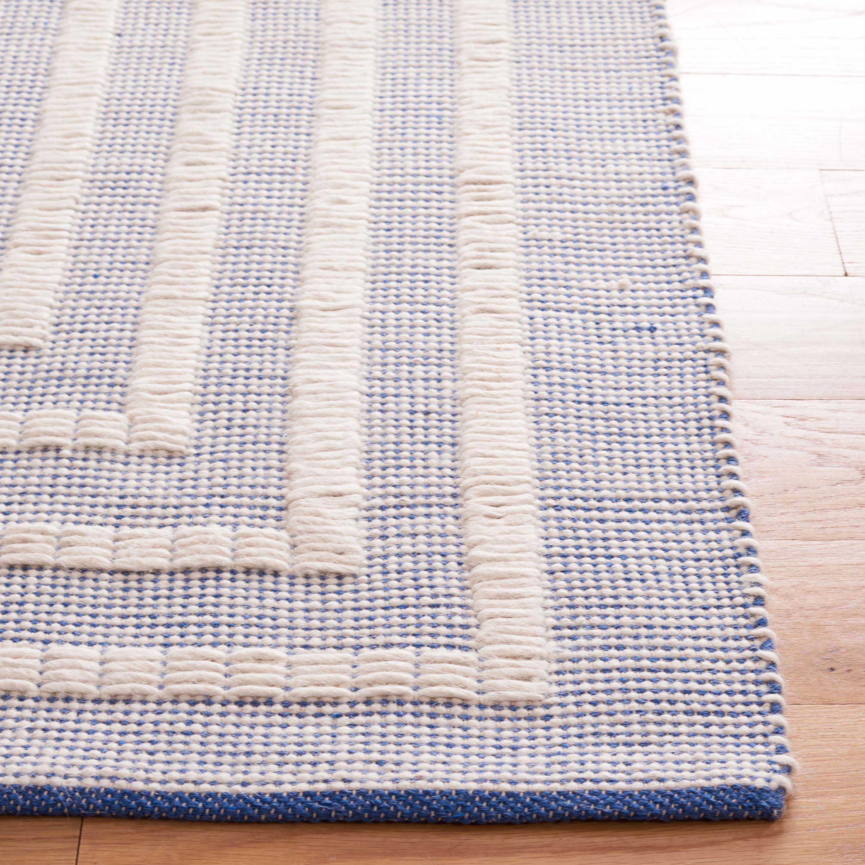 Safavieh Natura 226 Rug, NAT226 - BLUE / IVORY