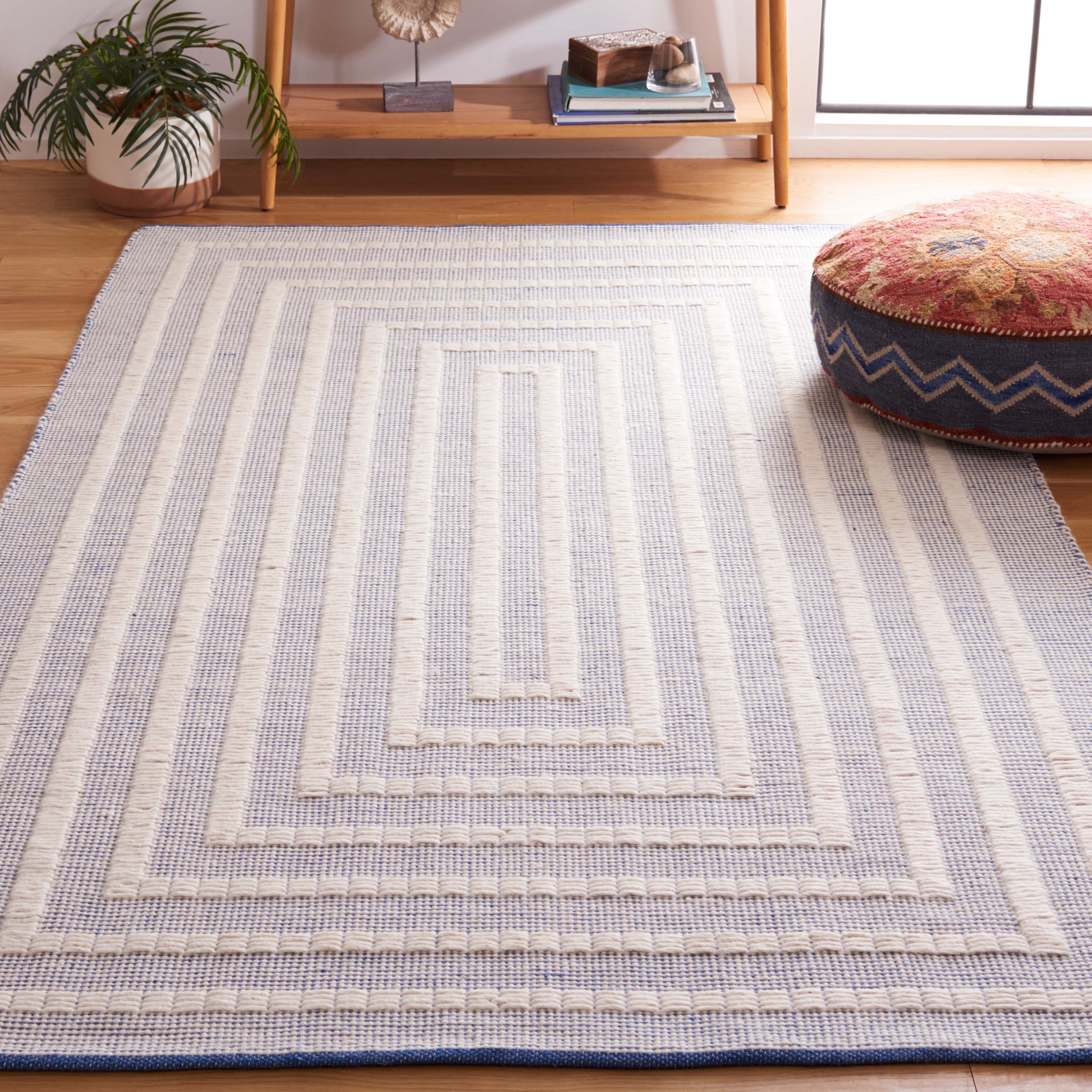 Safavieh Natura 226 Rug, NAT226 - BLUE / IVORY