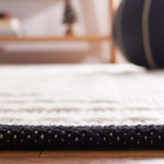 Safavieh Natura 226 Rug, NAT226 - BLACK / IVORY