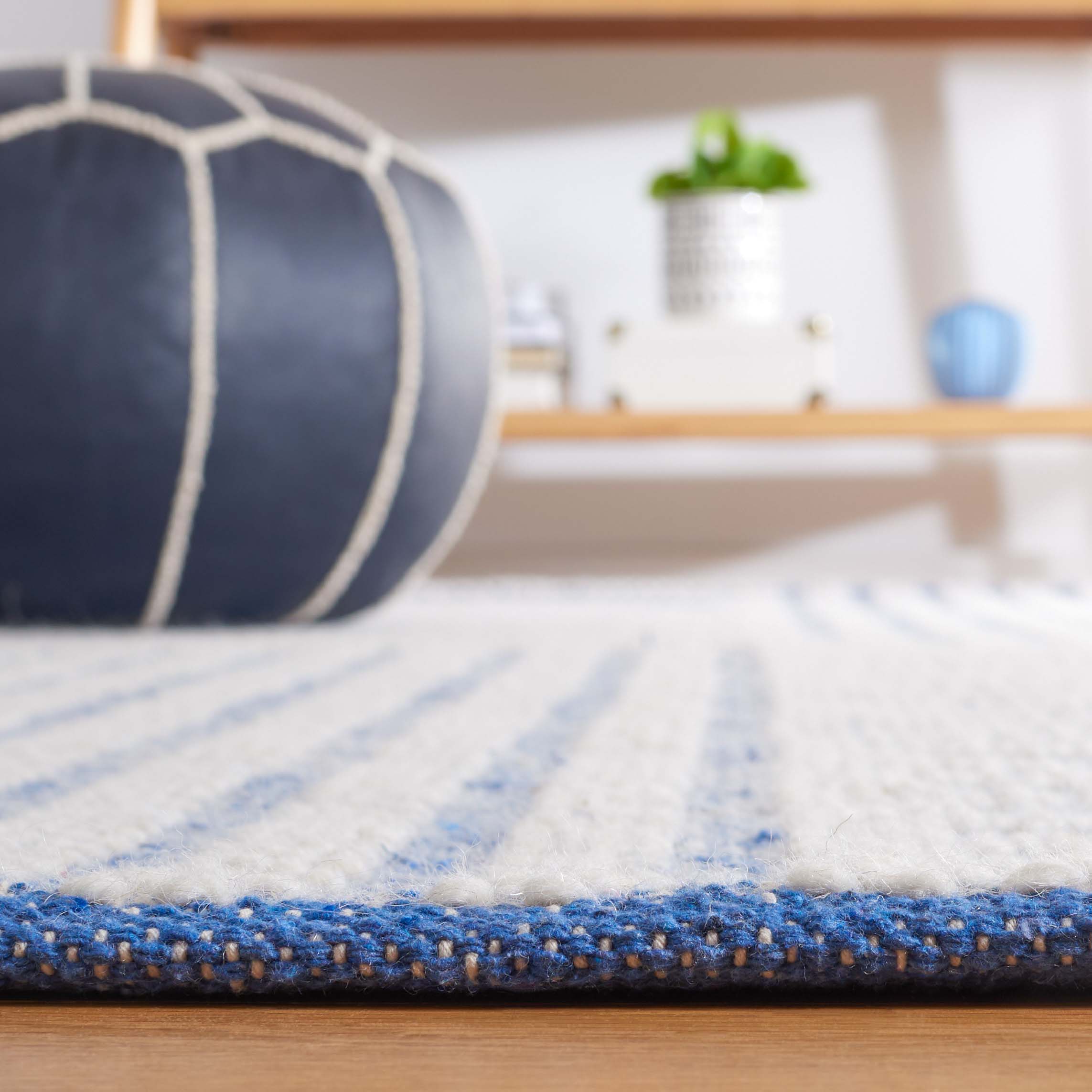 Safavieh Natura 227 Rug, NAT227 - IVORY / BLUE