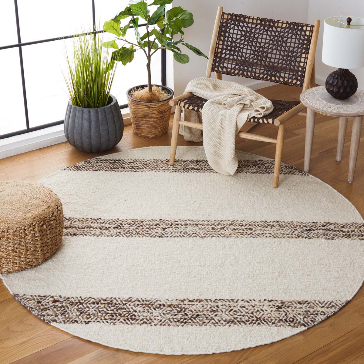 Safavieh Natura 321 Rug, NAT321 - IVORY / BROWN