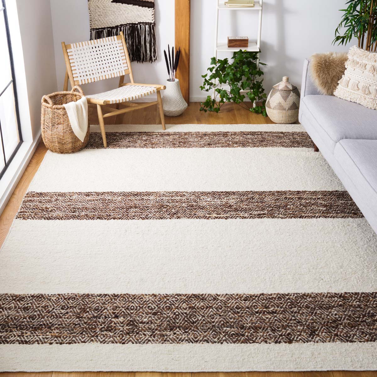 Safavieh Natura 321 Rug, NAT321 - IVORY / BROWN
