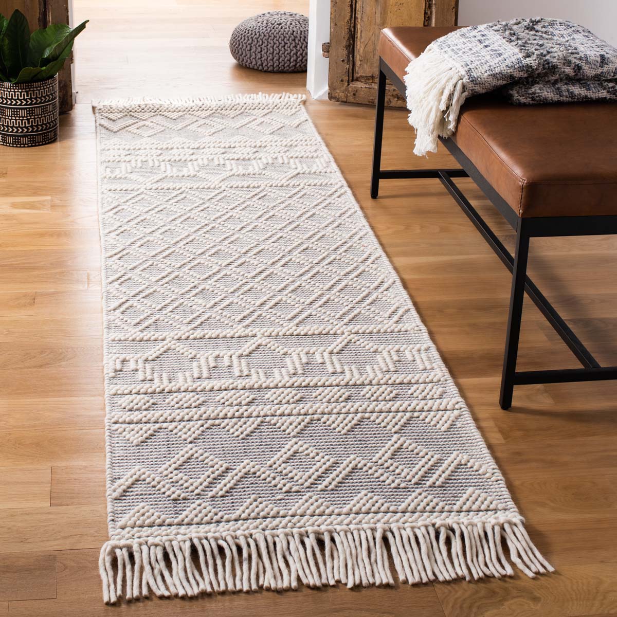 Safavieh Natura 351 Rug, NAT351 - IVORY / GREY