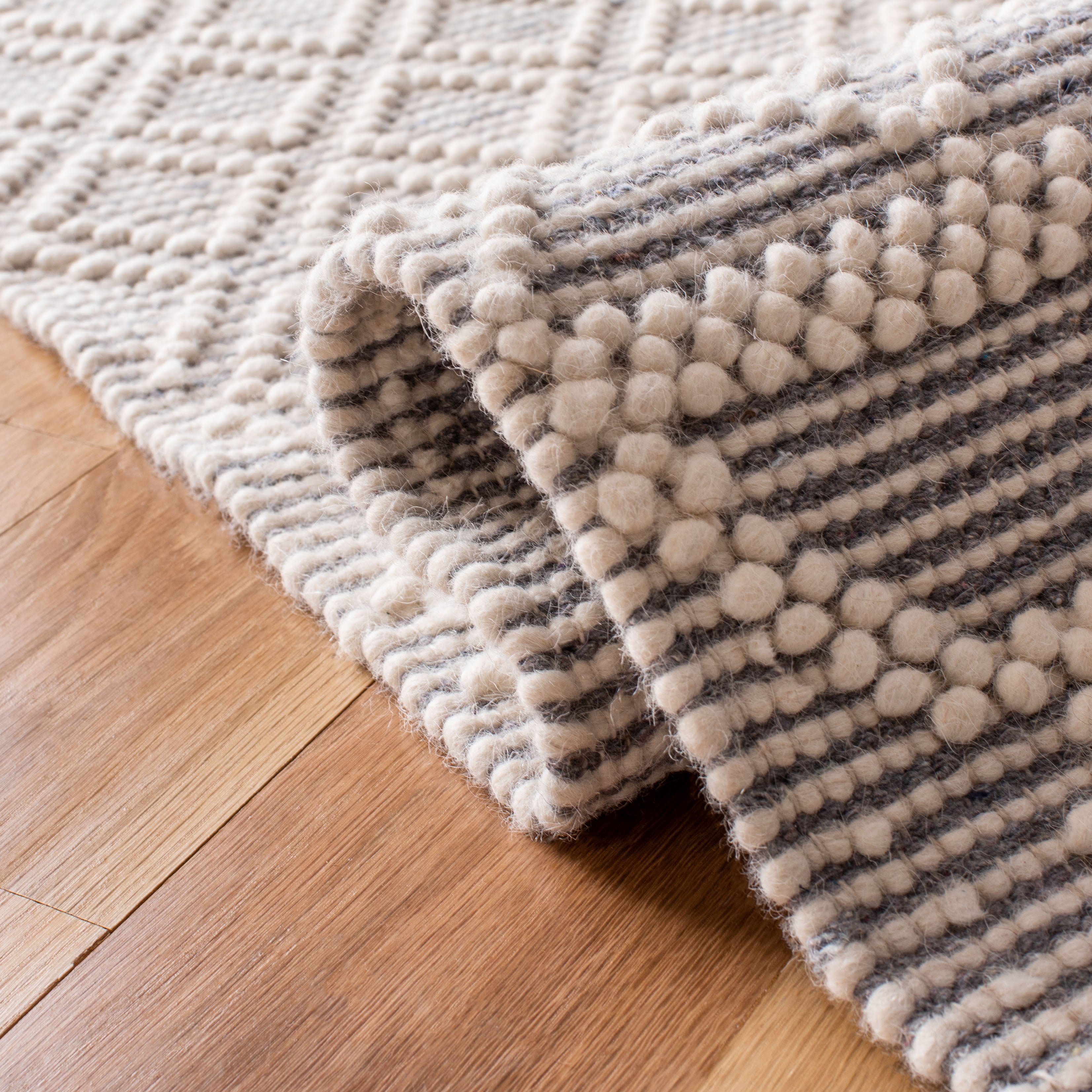 Safavieh Natura 351 Rug, NAT351 - IVORY / GREY