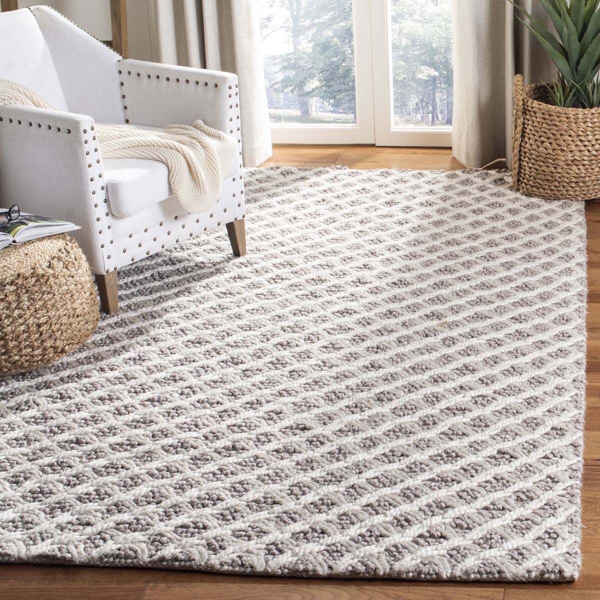 Safavieh Natura 404 Rug, NAT404 - IVORY / BEIGE