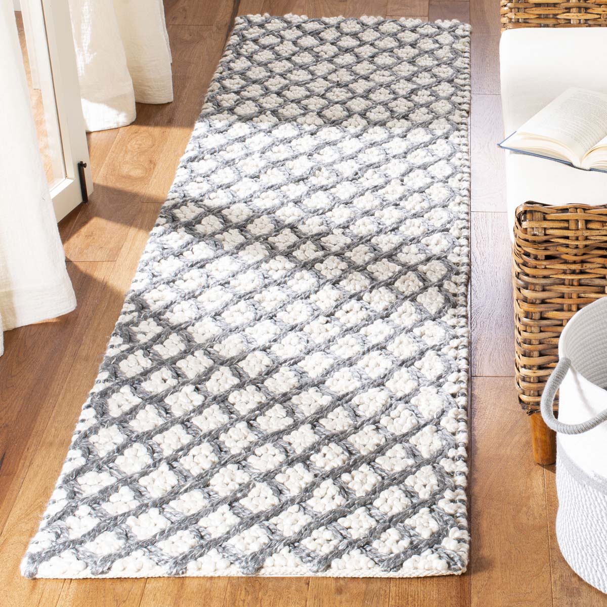 Safavieh Natura 404 Rug, NAT404 - GREY / BEIGE